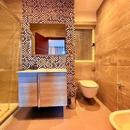 Spacious Townhouse - Private Jacuzzi -swieqi شقة Is-Swieqi