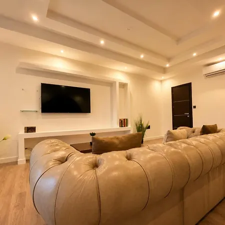 Spacious Townhouse - Private Jacuzzi -swieqi Is-Swieqi