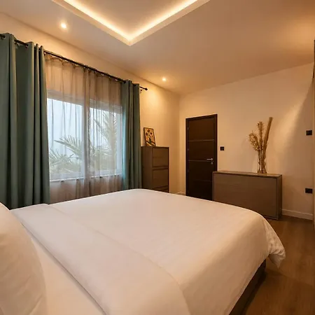 Spacious Townhouse - Private Jacuzzi -swieqi Daire *