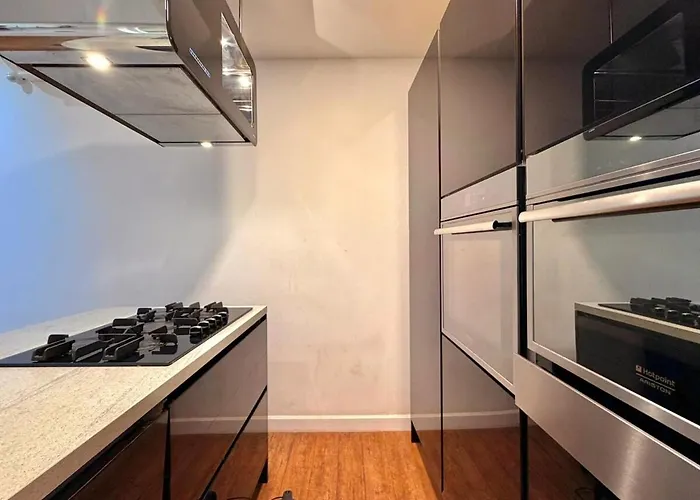 شقة Spacious Townhouse - Private Jacuzzi -swieqi