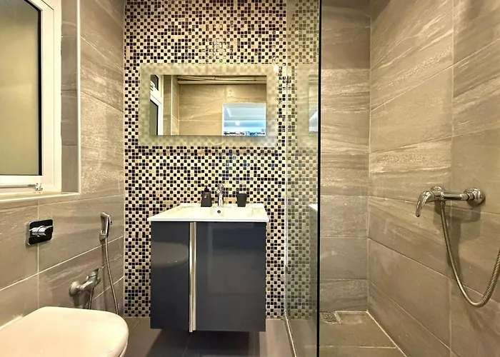 Apartament Spacious Townhouse - Private Jacuzzi -swieqi *