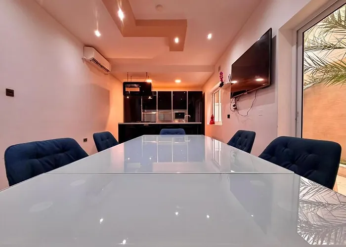 Spacious Townhouse - Private Jacuzzi -swieqi Is-Swieqi